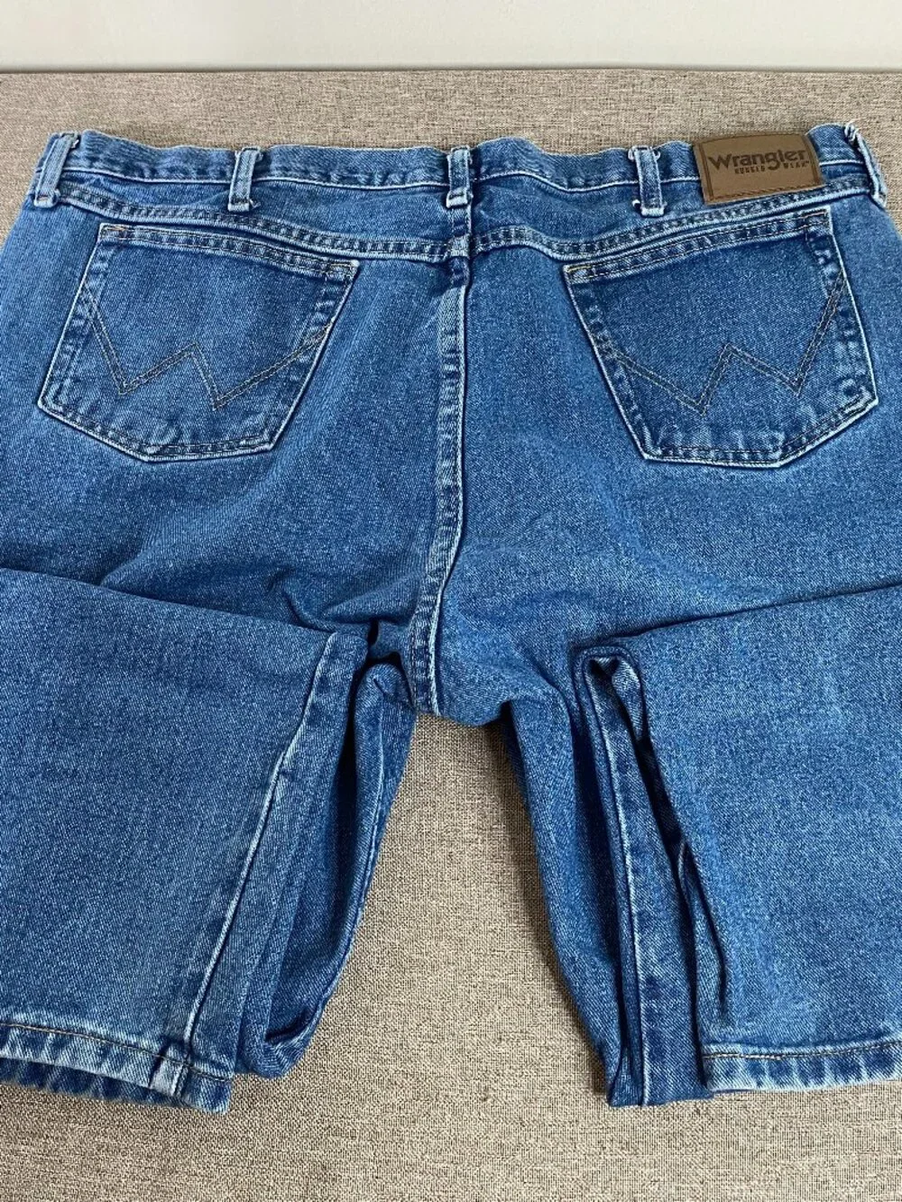 Wrangler Rugged Wear Denim Jeans Men's 42 x 30 High Rise Blue Casual Pants